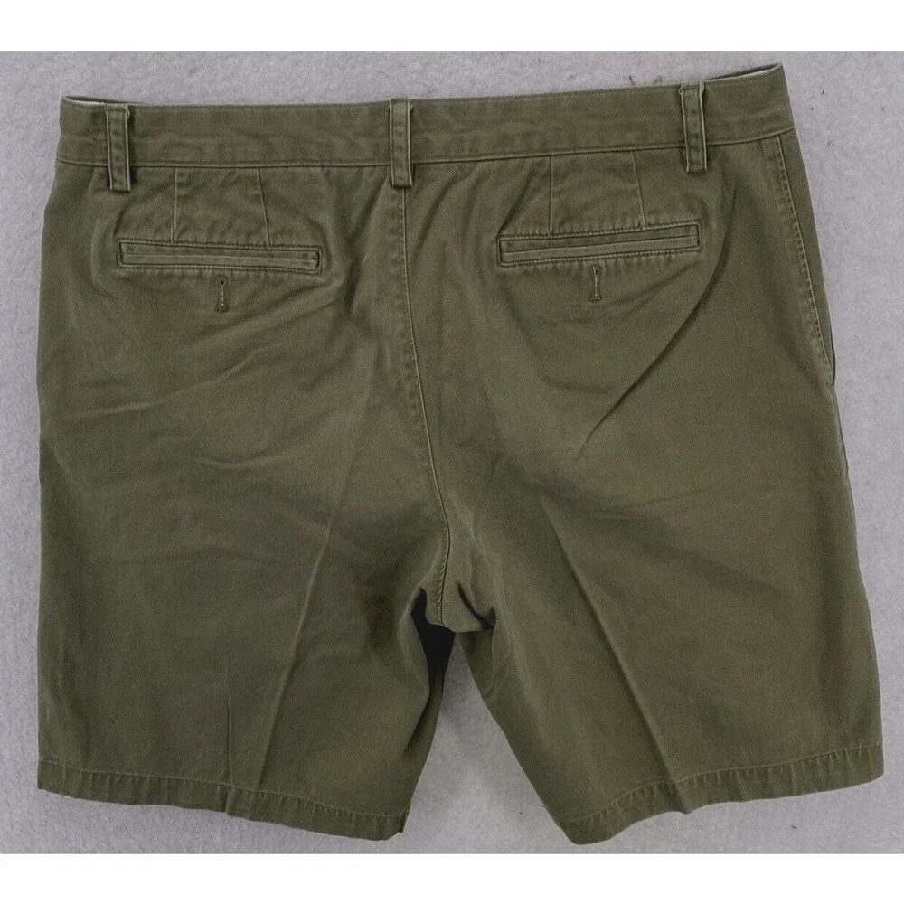 Banana Republic Men's 36 NW Basic Chino Shorts Moss Khaki Olive Green Cotton